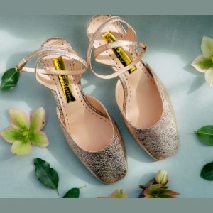 shoe(26)